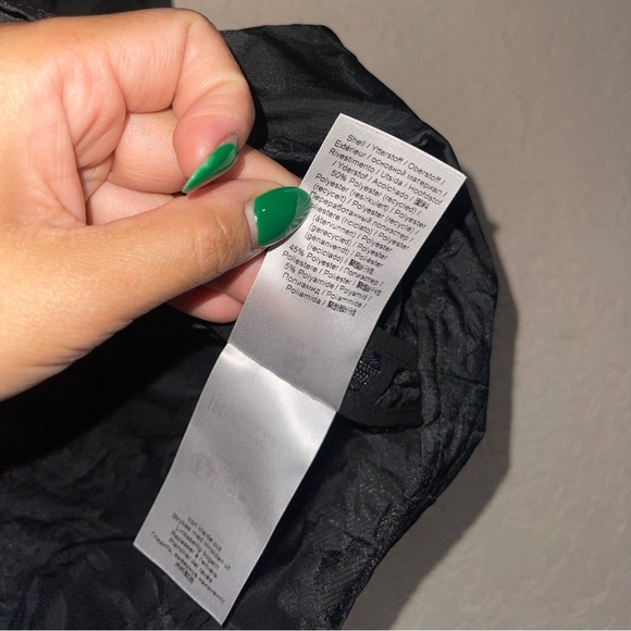 GANNI | NWT! BLACK BOTANICAL JACQUARD STRAP TOP SIZE: 38/6 - Picture 4 of 6